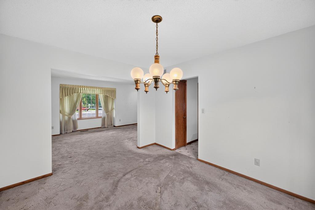 2466 Highview Lane Sw Property Photo 6