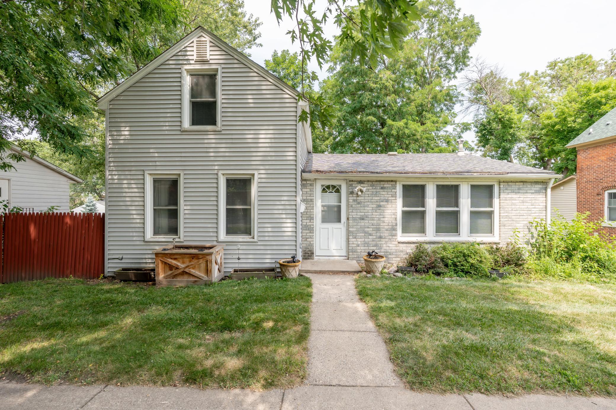 411 3rd Avenue W Property Photo 1
