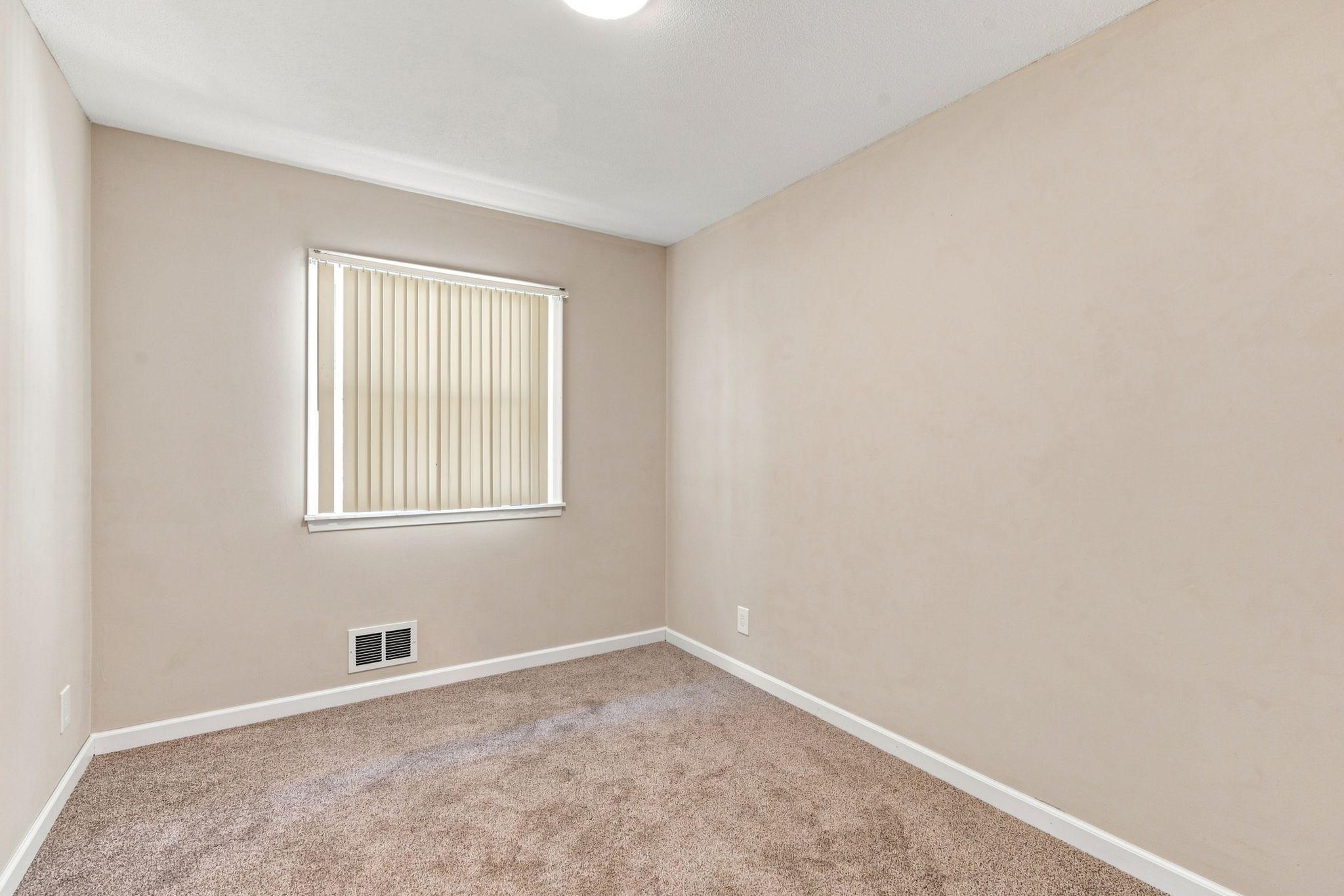 515 Westby Drive Ne Property Photo 16