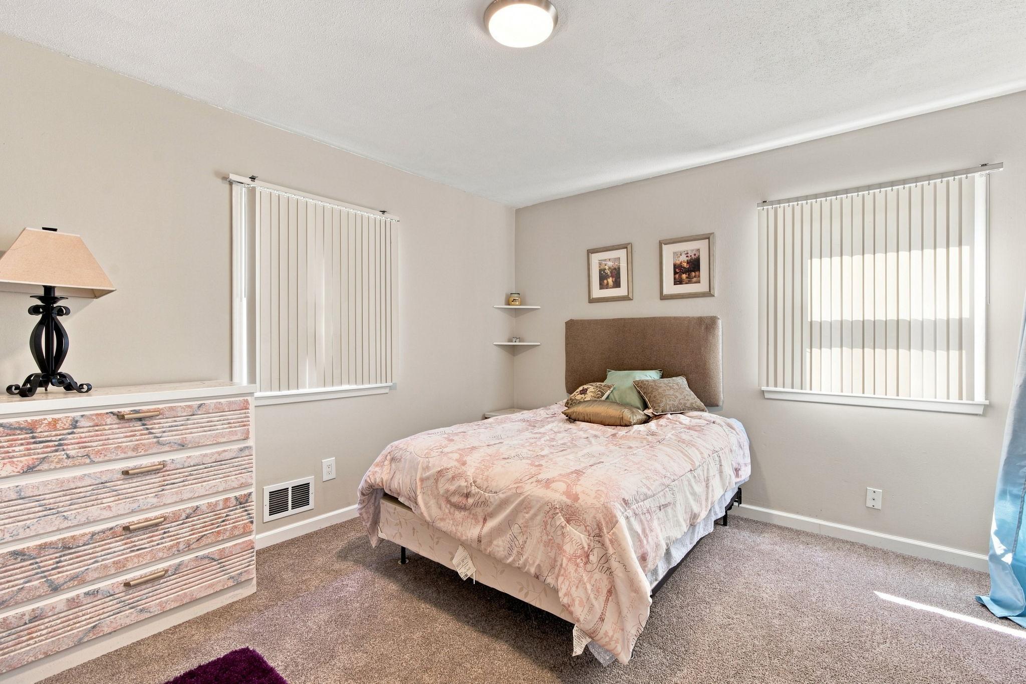 515 Westby Drive Ne Property Photo 18