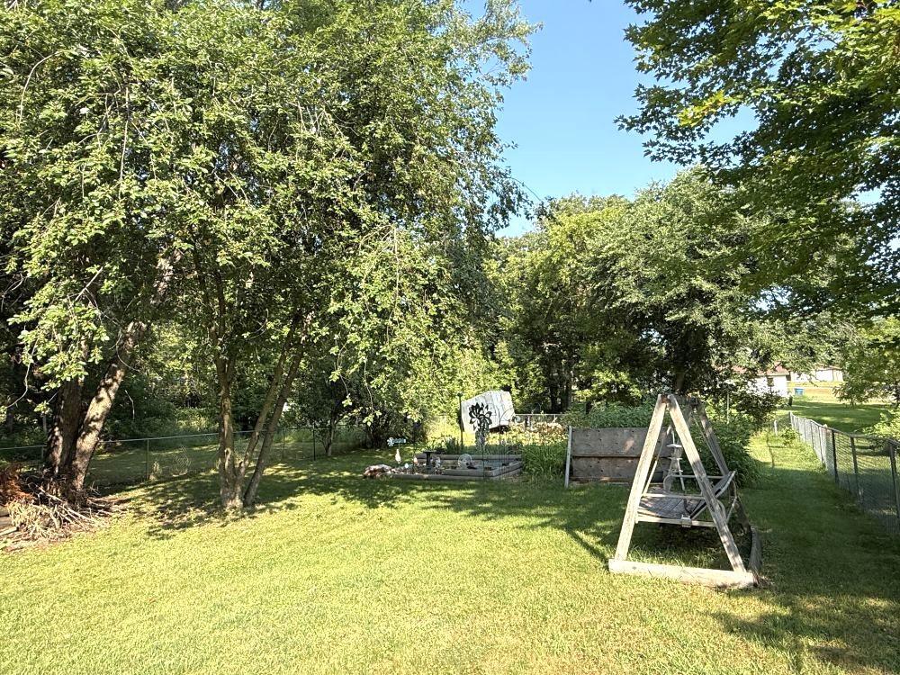 613 Cherry Avenue Property Photo 39