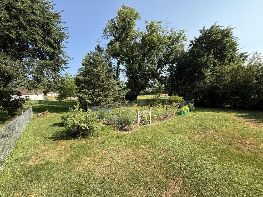 613 Cherry Avenue Property Photo 45