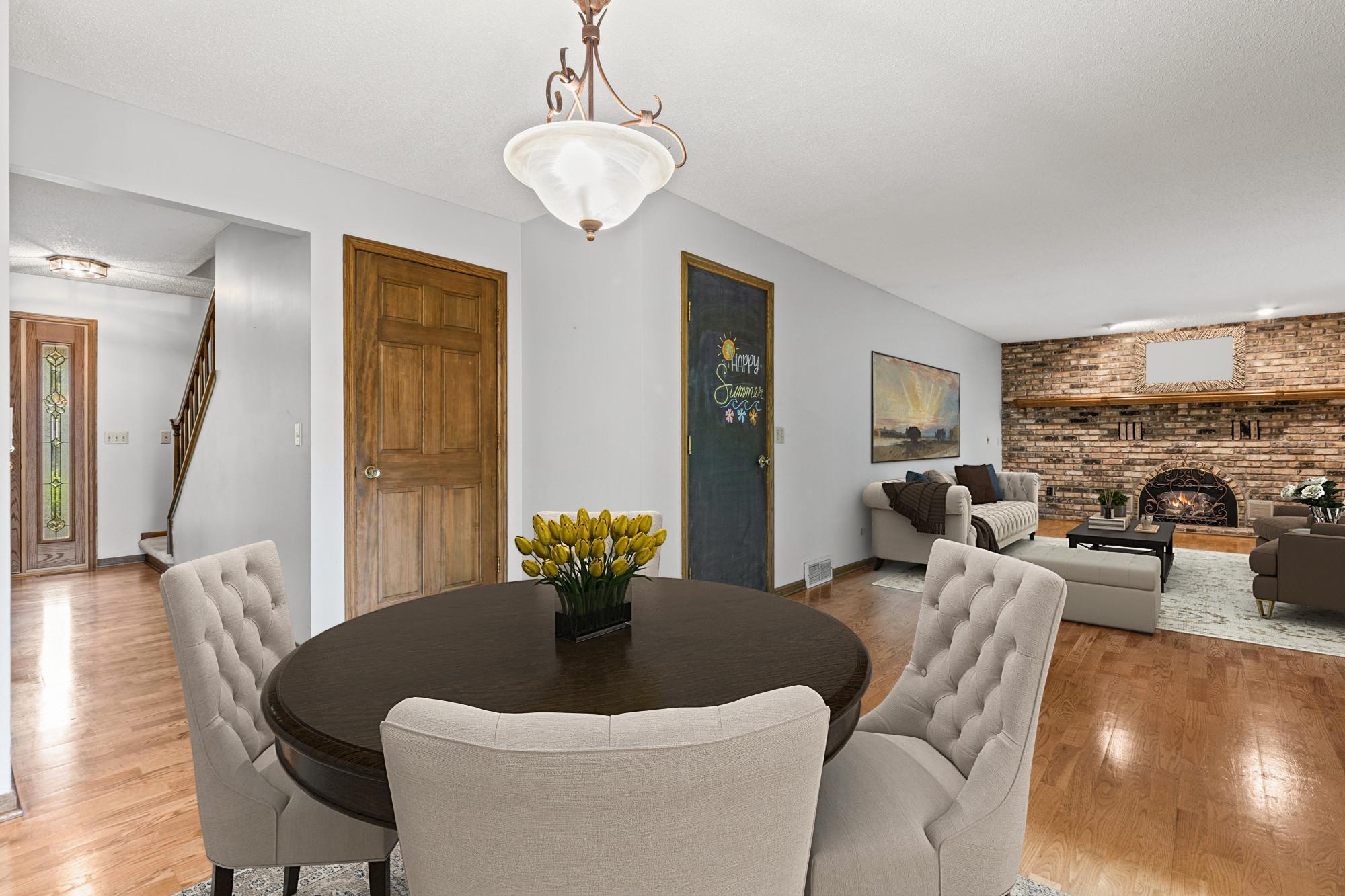 14136 Frontier Lane Property Photo 13