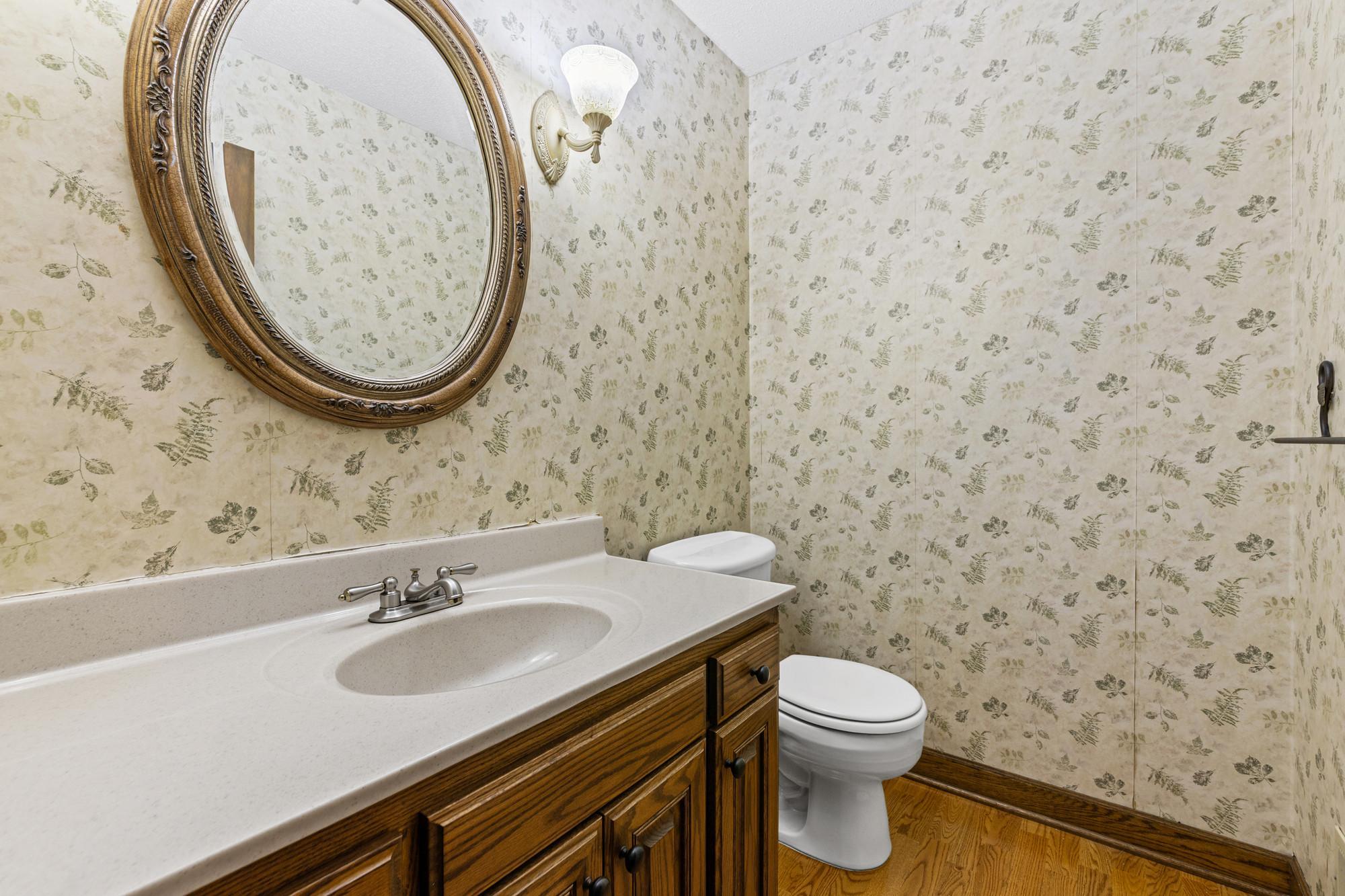 14136 Frontier Lane Property Photo 16