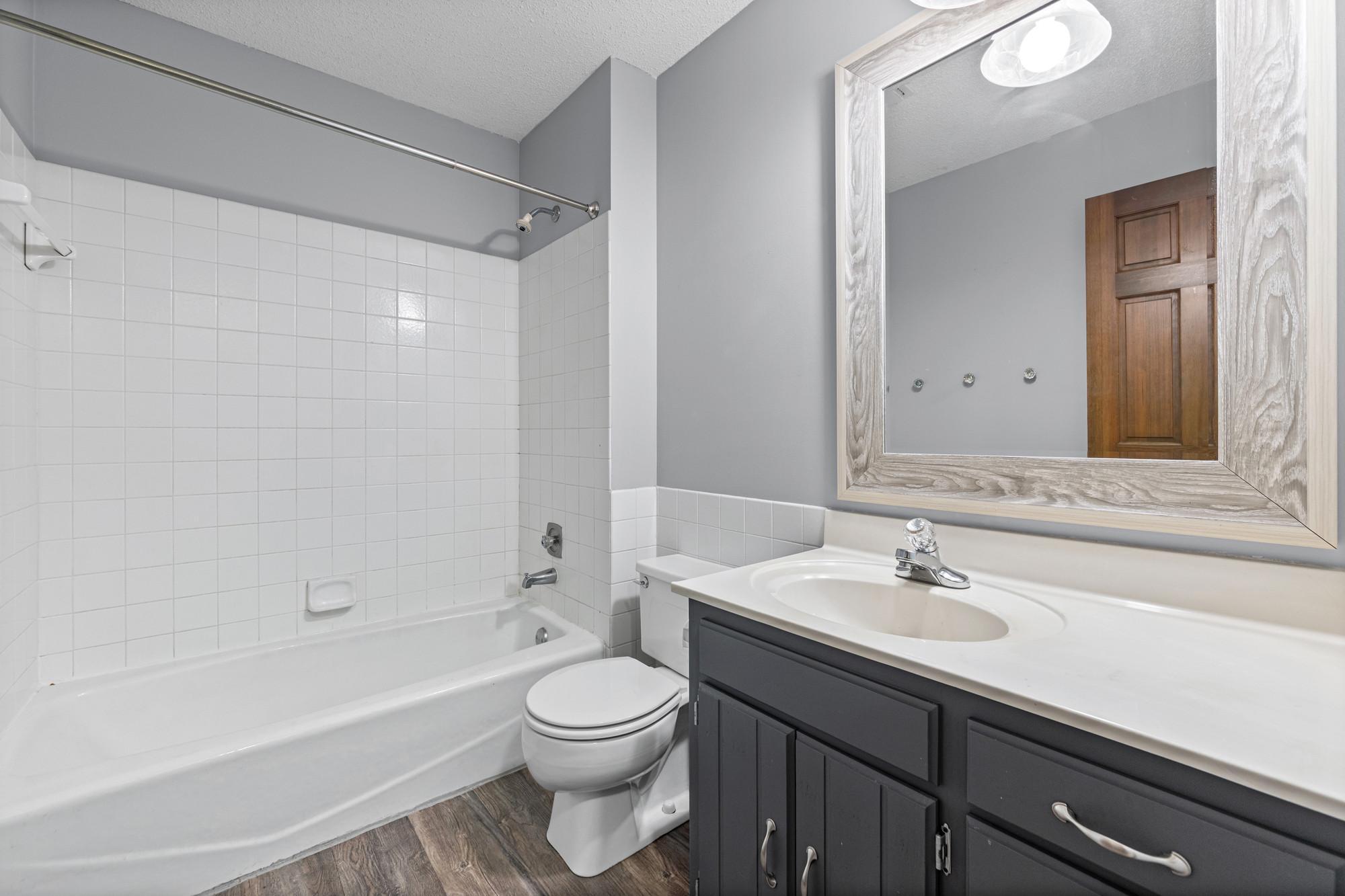 14136 Frontier Lane Property Photo 26