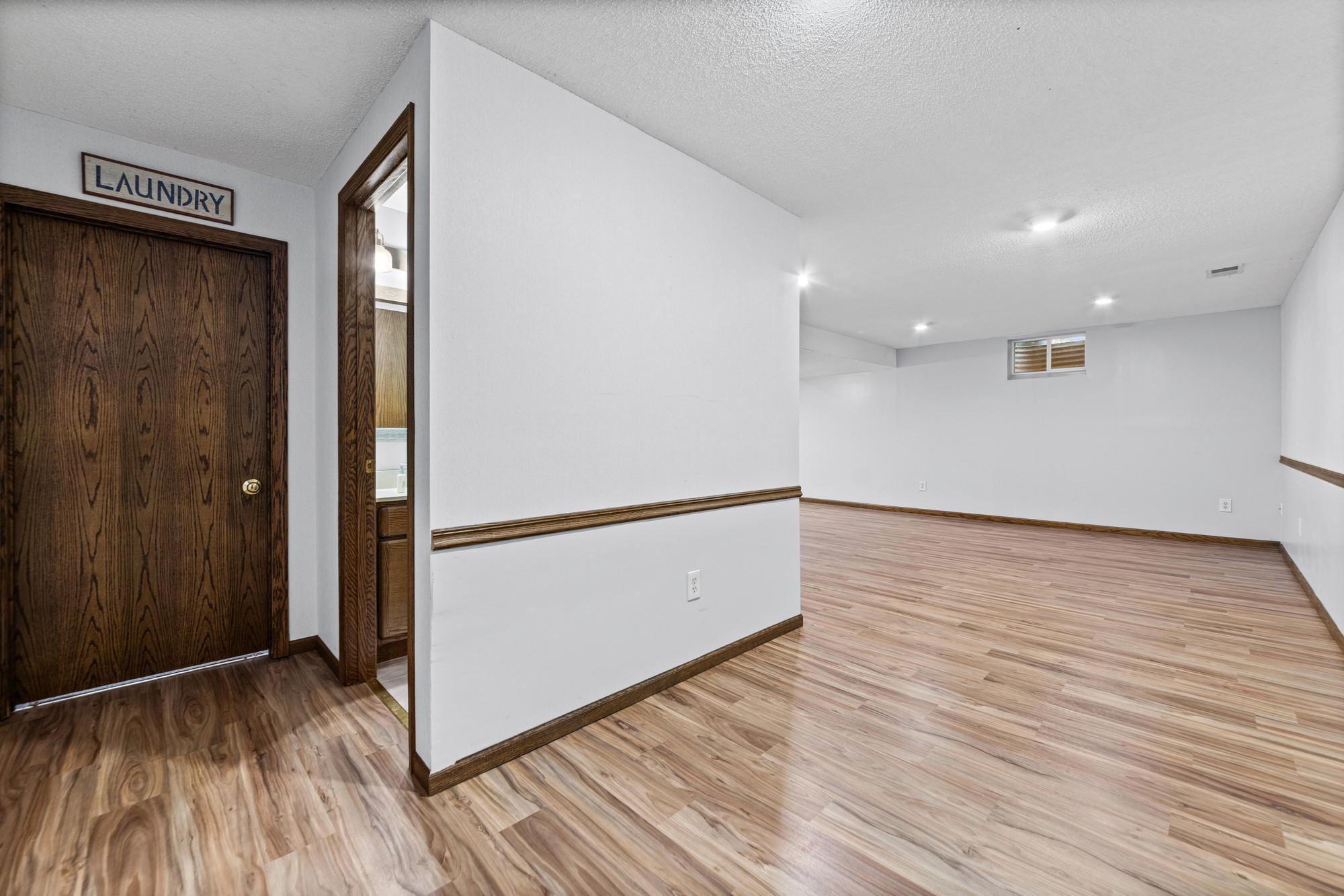 14136 Frontier Lane Property Photo 30