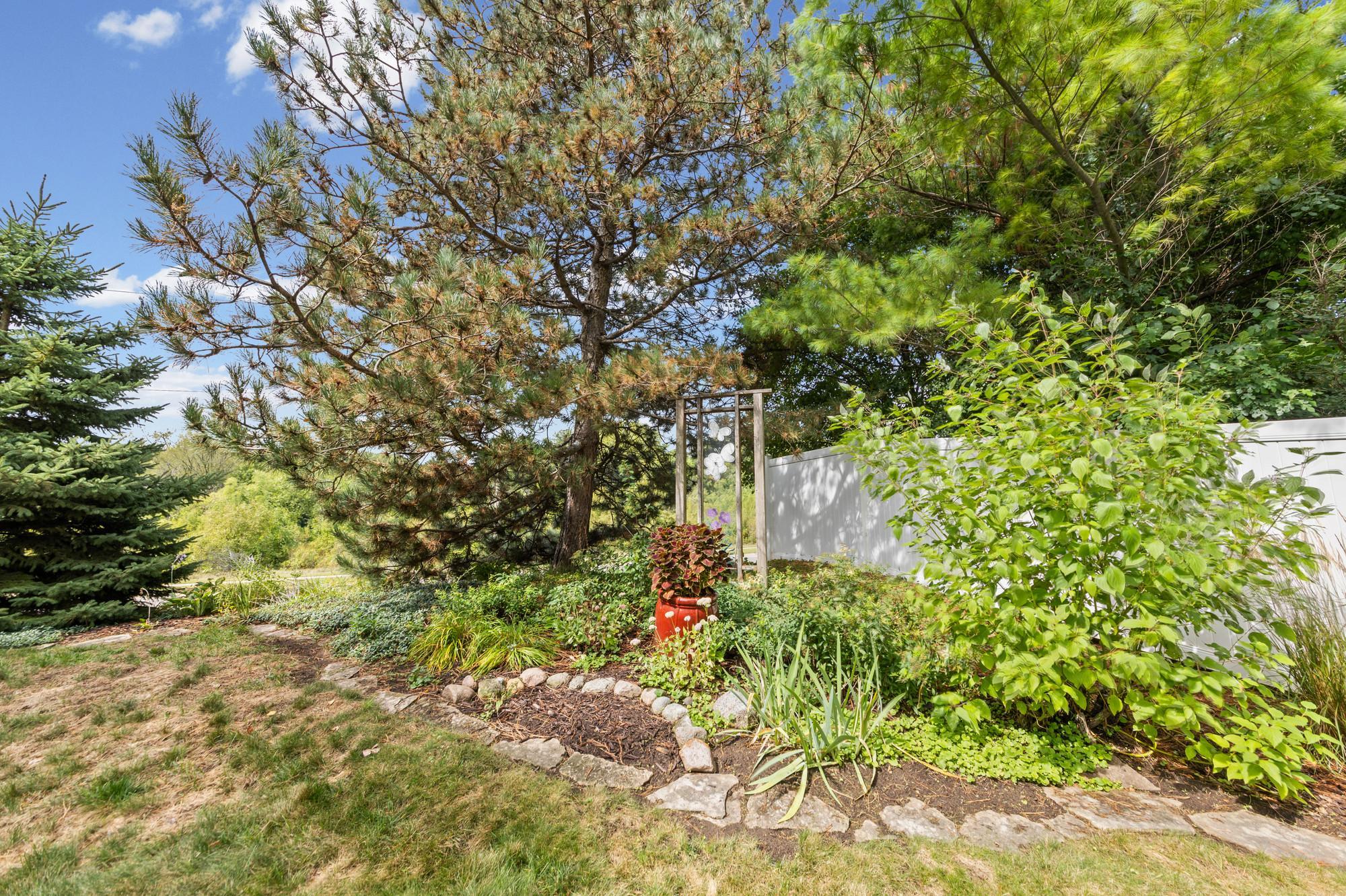14136 Frontier Lane Property Photo 33