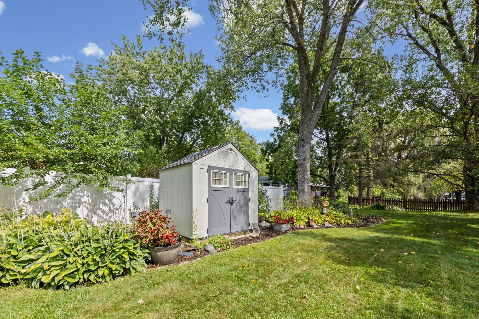 14136 Frontier Lane Property Photo 34