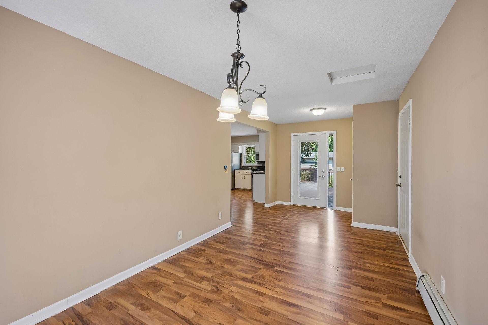 1104 3rd Avenue Ne Property Photo 6