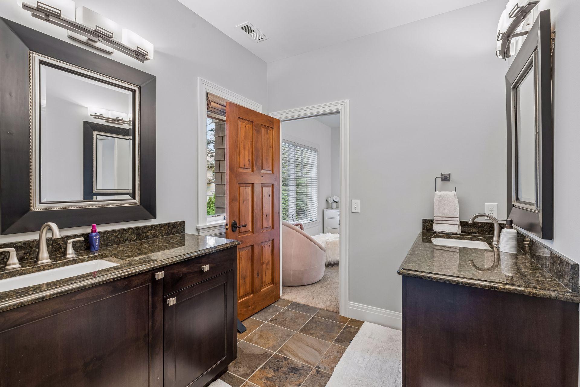 15700 Portico Drive Property Photo 49