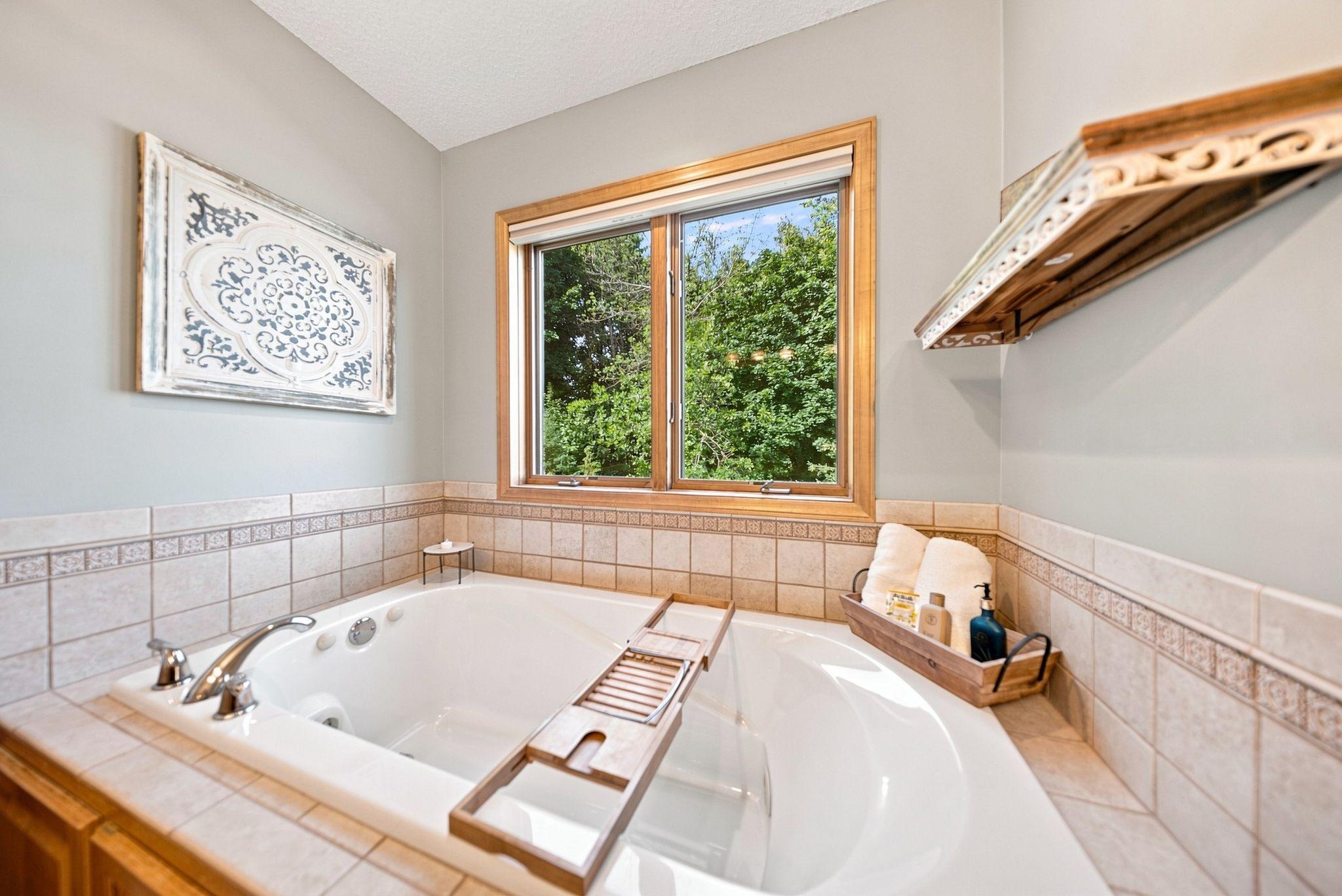 605 Knollwood Drive Property Photo 19