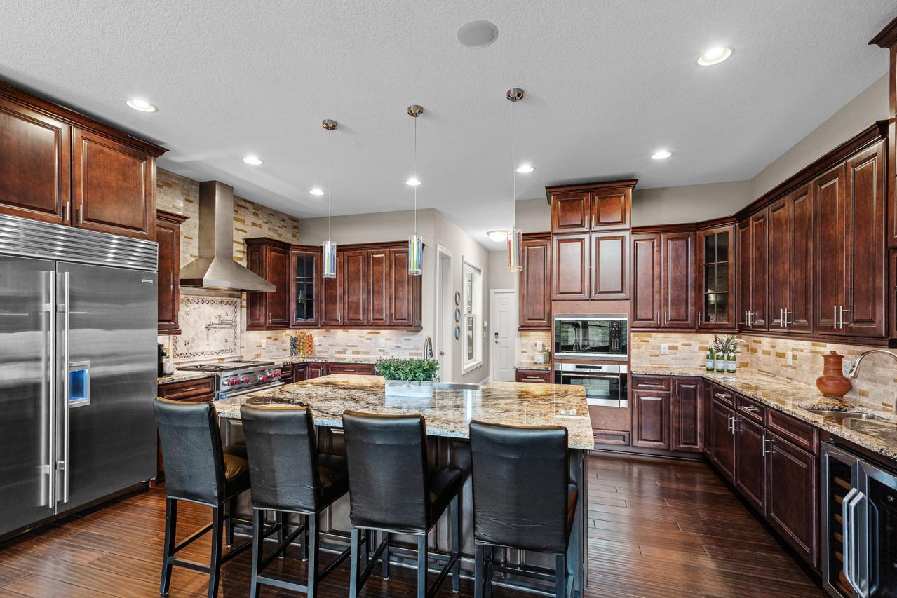 10033 Frederick Place Property Photo 8