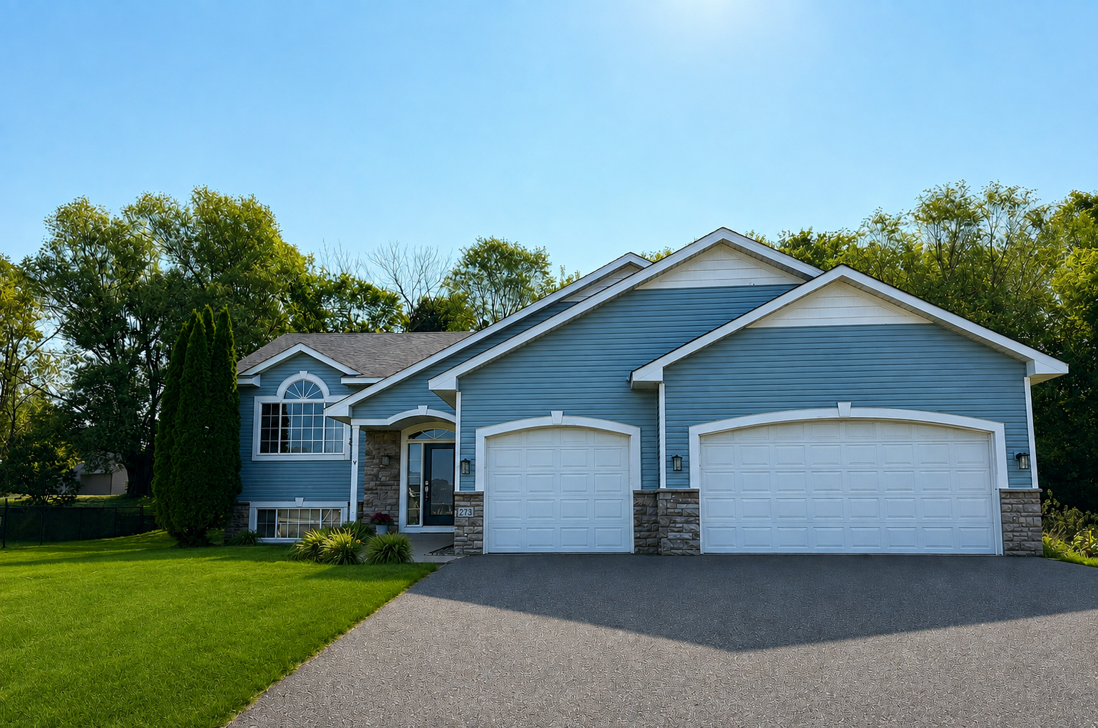2733 Galway Court Property Photo 1