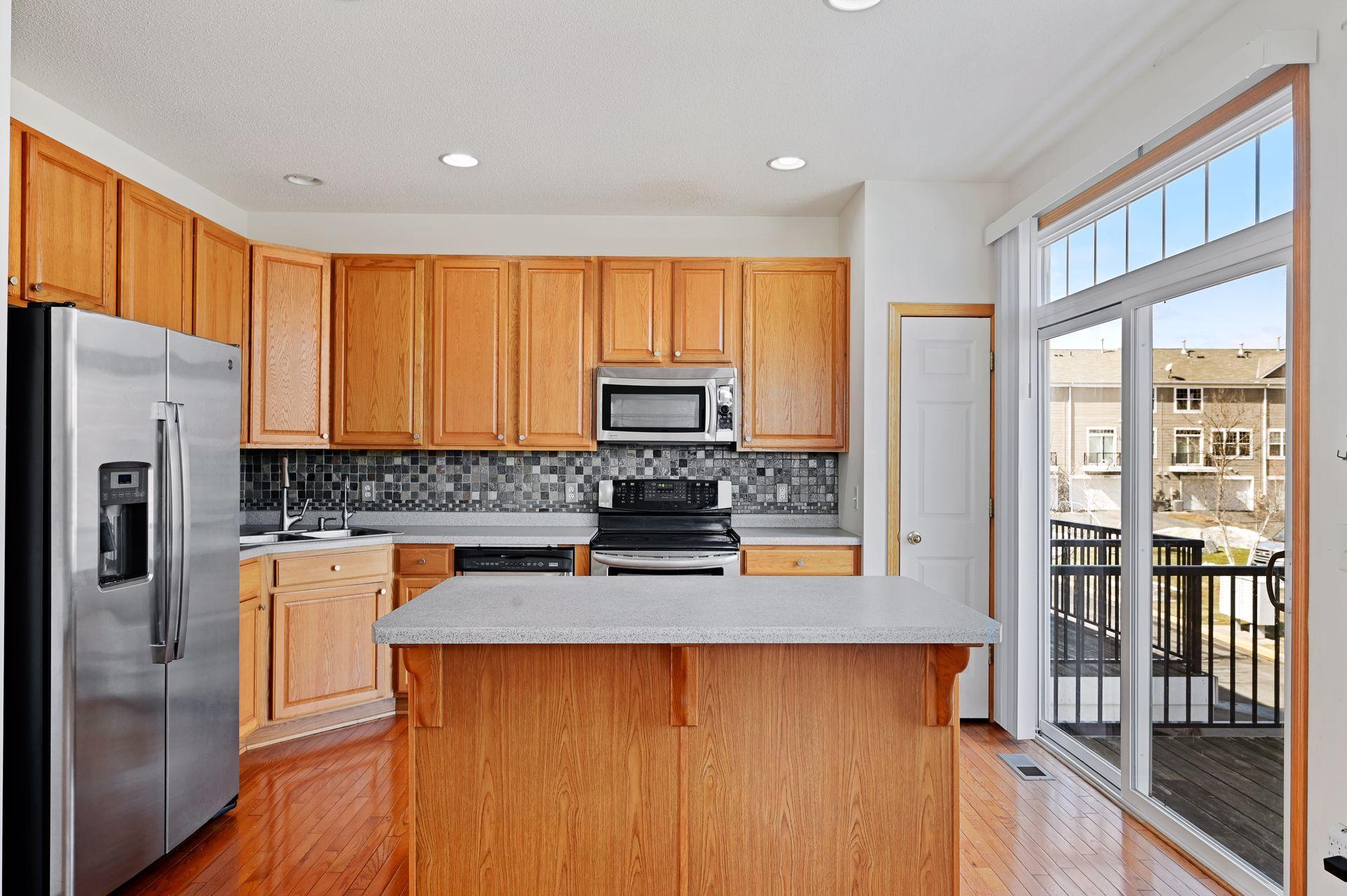 7601 Elm Grove Circle Property Photo 4