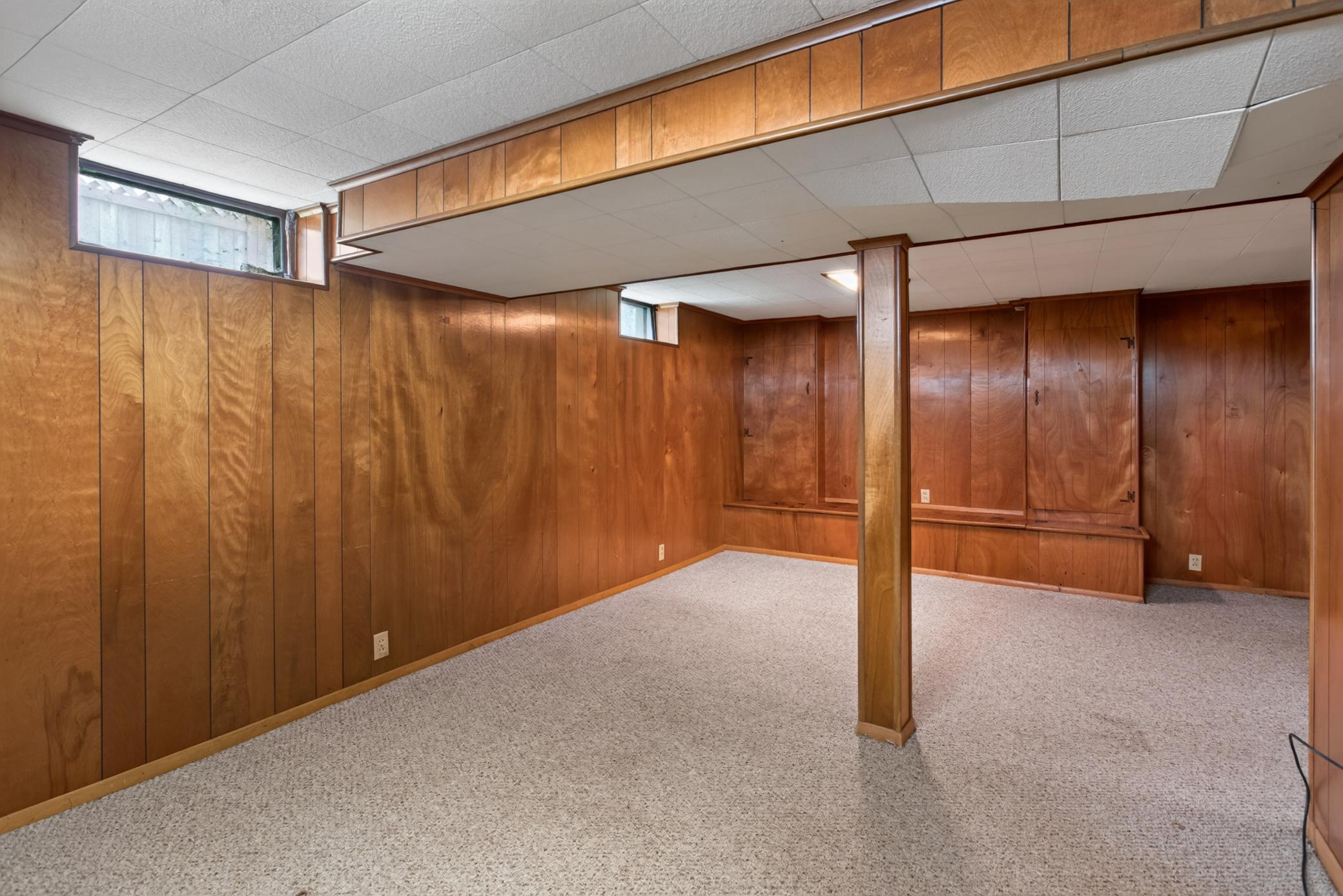 5045 Upton Avenue N Property Photo 16