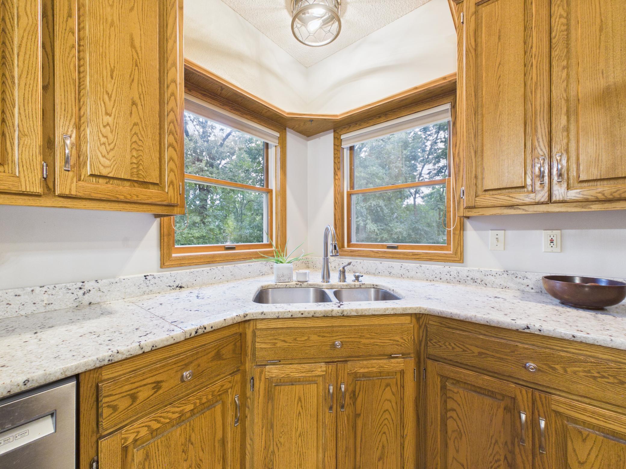 2527 Colony Circle Property Photo 10