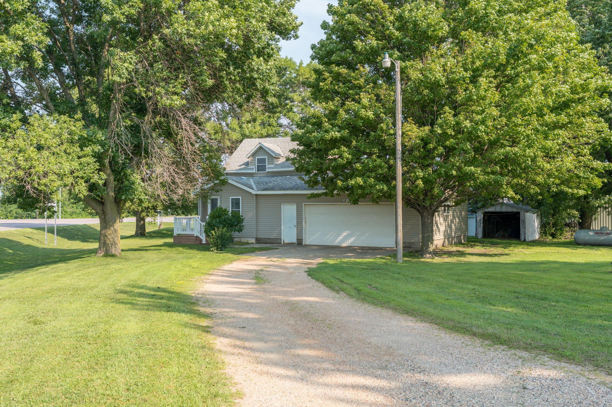 28059 State Highway 22 Property Photo 2