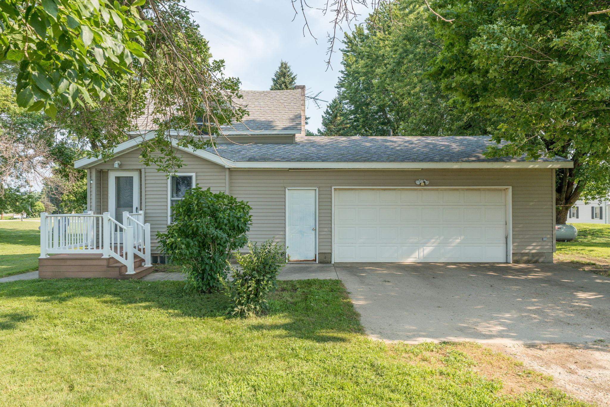 28059 State Highway 22 Property Photo 3