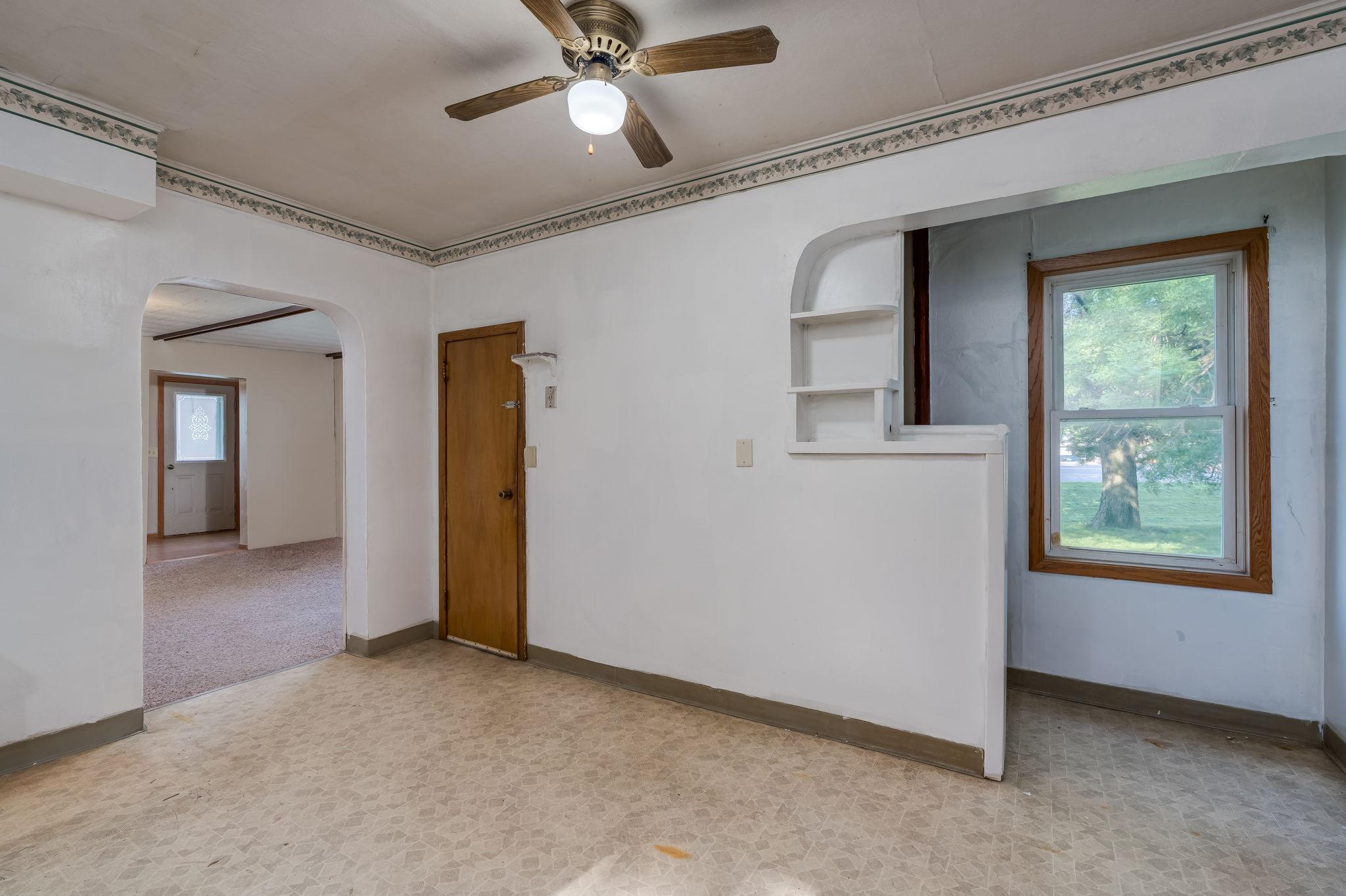 28059 State Highway 22 Property Photo 8