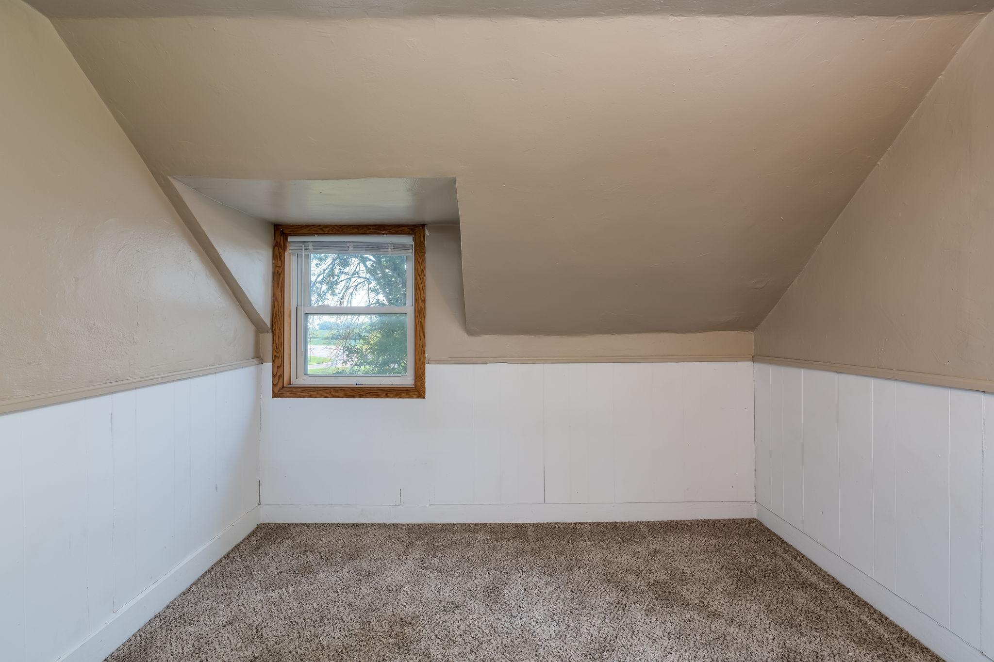 28059 State Highway 22 Property Photo 20