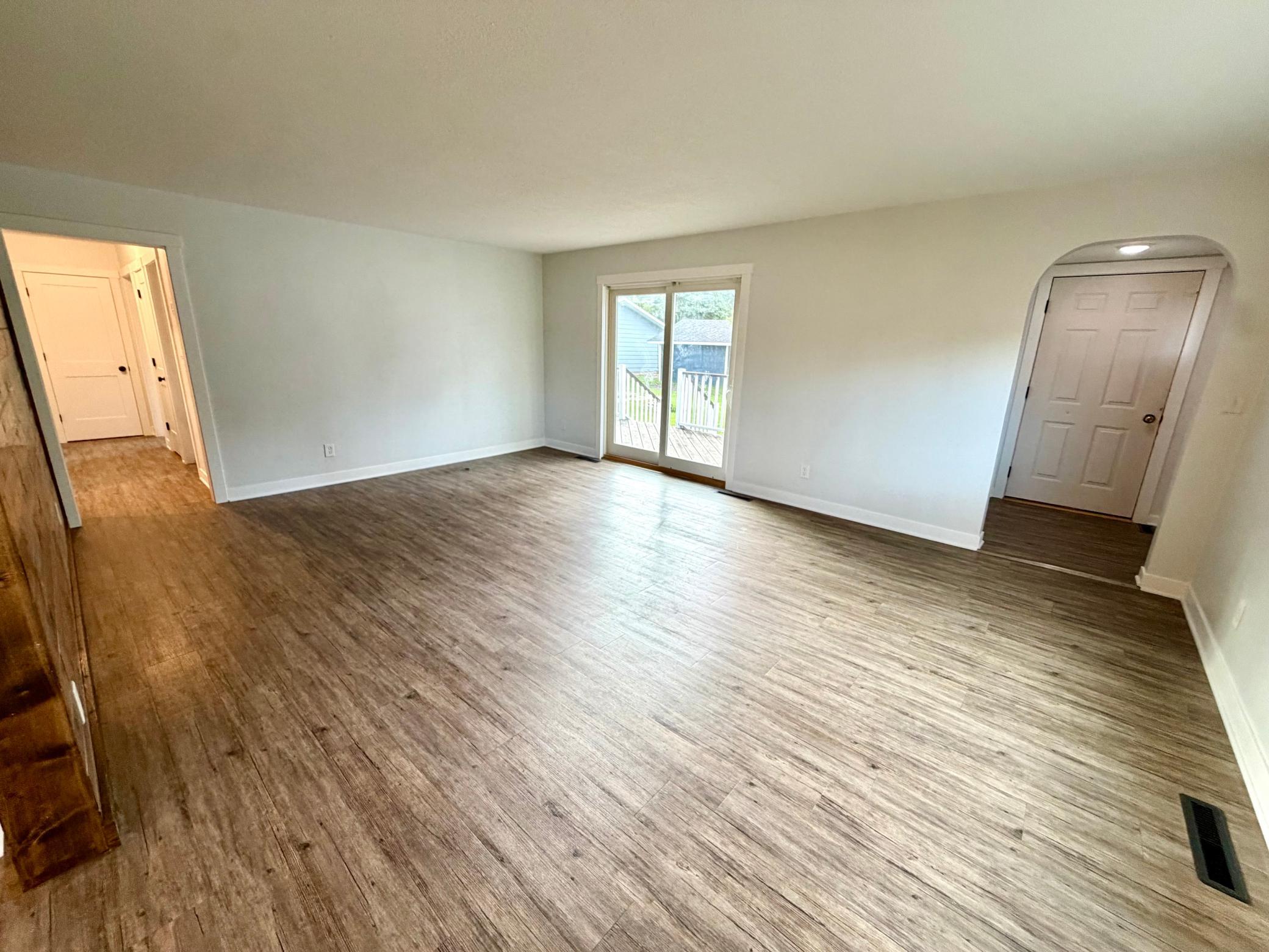 507 6th Street Ne Property Photo 6