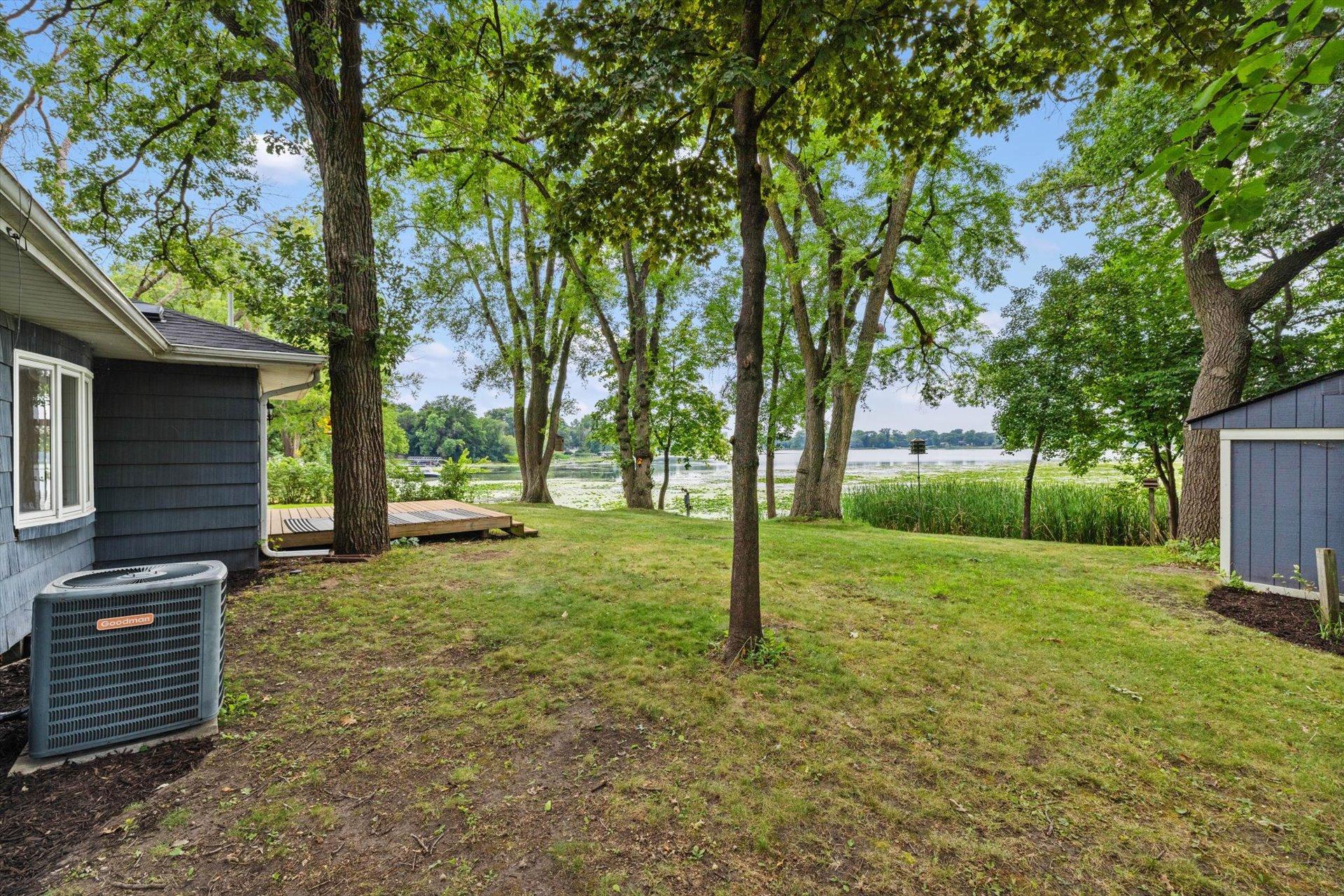 5415 Twin Lake Boulevard E Property Photo 4
