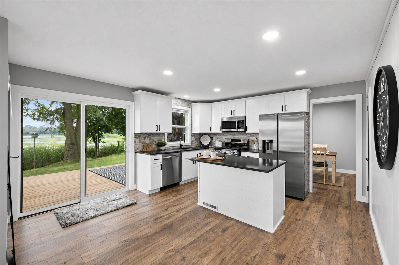 5415 Twin Lake Boulevard E Property Photo 6