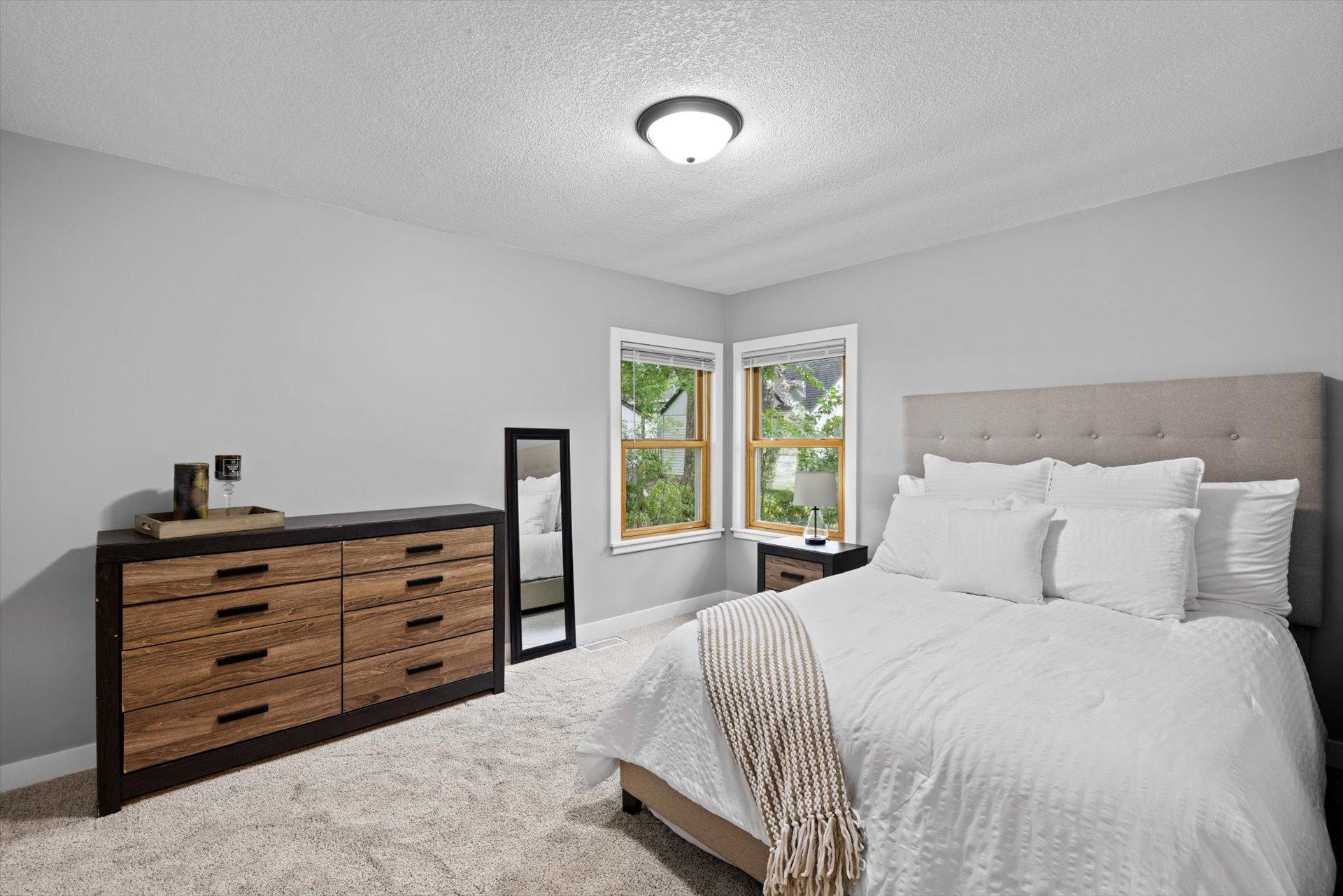 5415 Twin Lake Boulevard E Property Photo 14