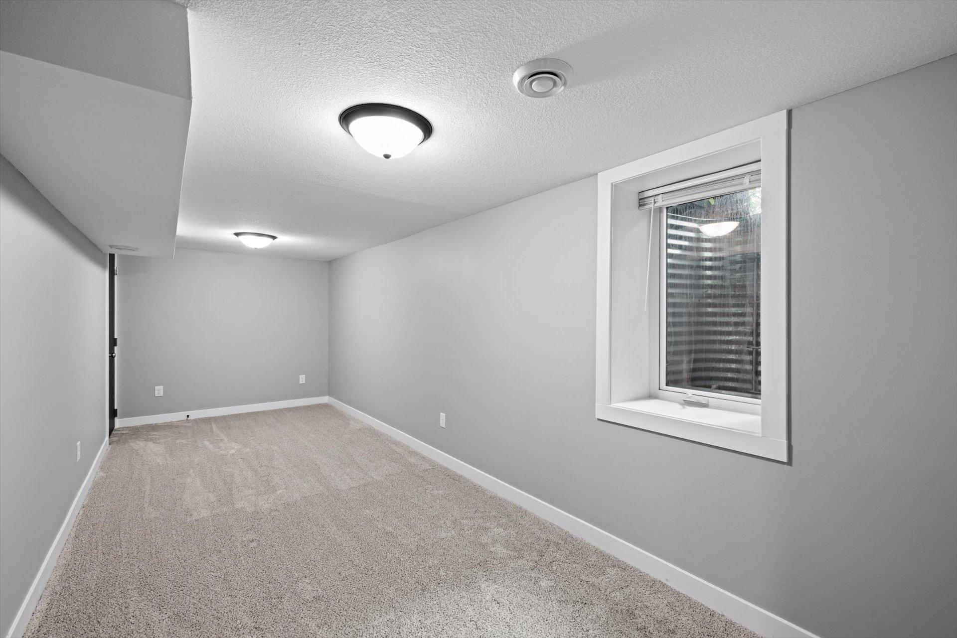 5415 Twin Lake Boulevard E Property Photo 26