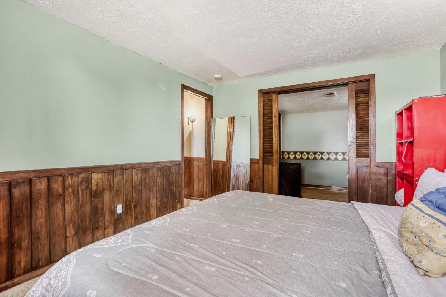 6700 Beard Avenue N Property Photo 16
