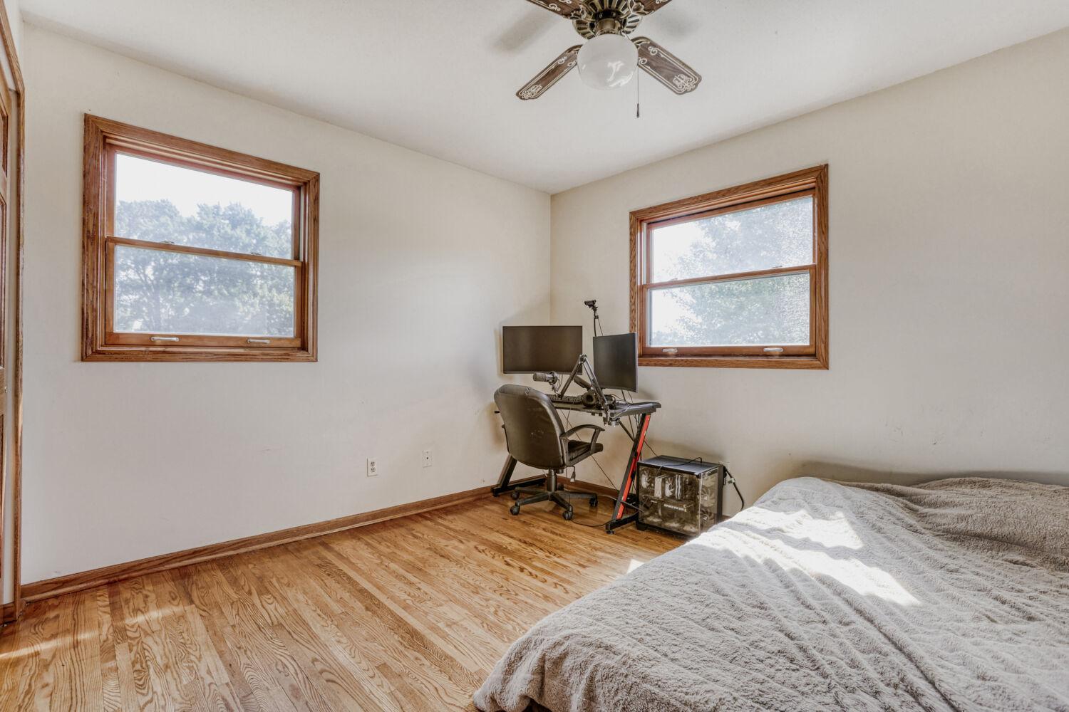 6700 Beard Avenue N Property Photo 20