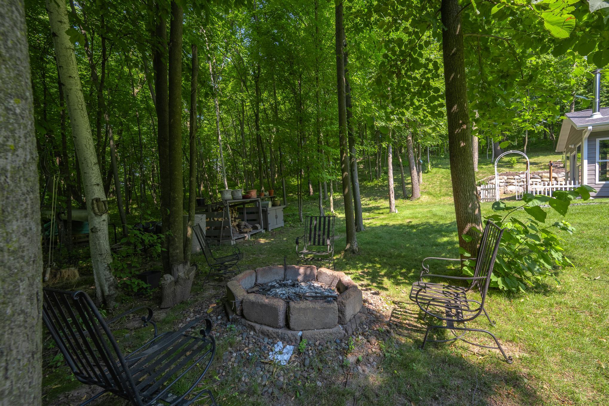 722 Old Highway 8 Property Photo 49