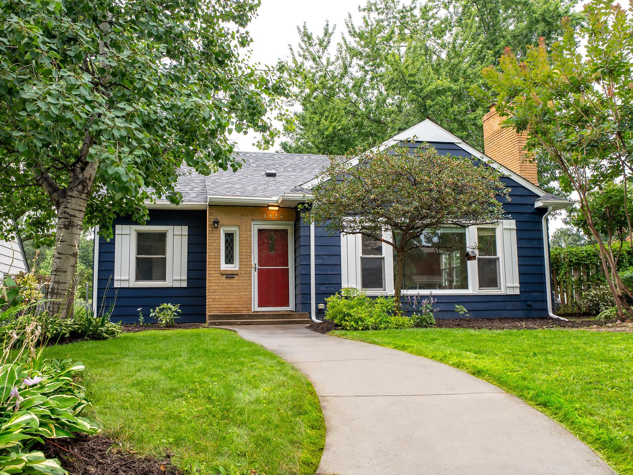 6824 Garfield Avenue Property Photo 1