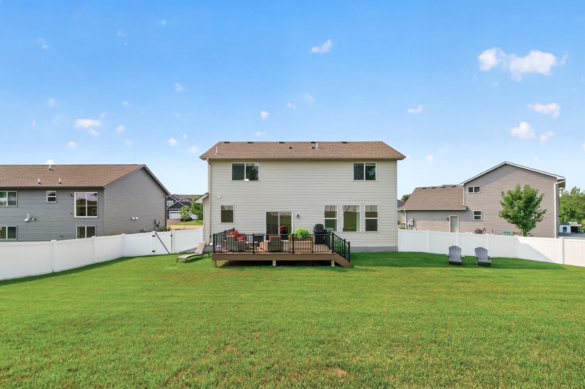 972 Forest Edge Circle Property Photo 31
