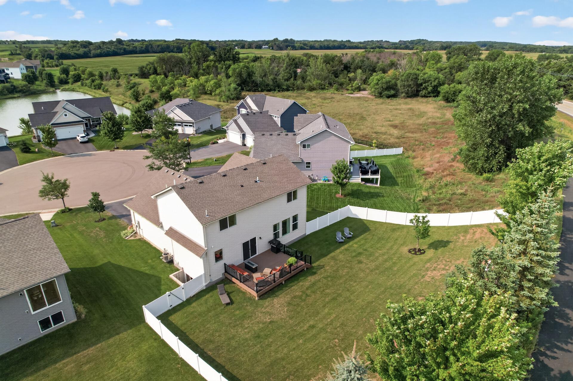 972 Forest Edge Circle Property Photo 39