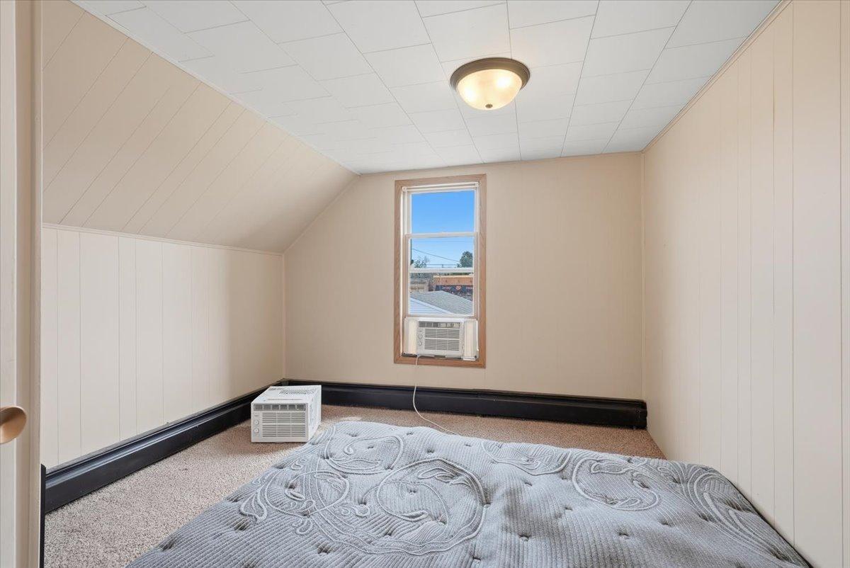 504 Cedar Street Property Photo 15