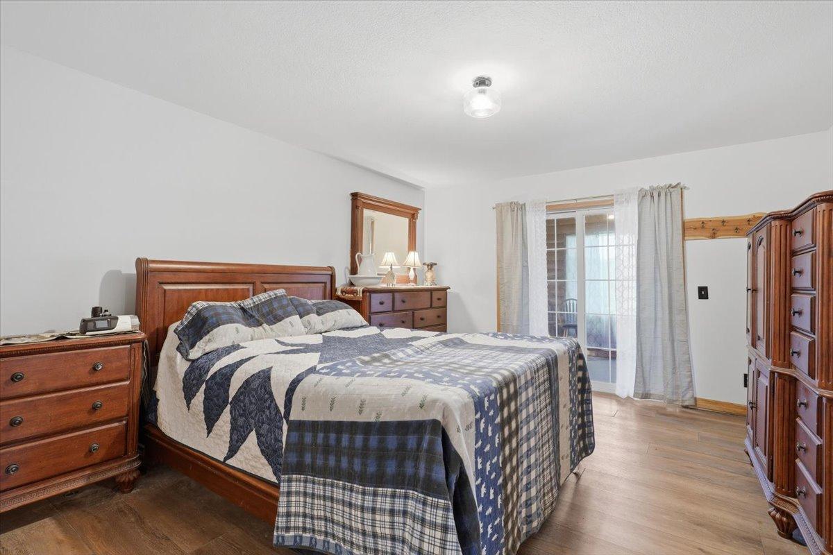 1661 315th Avenue Property Photo 12