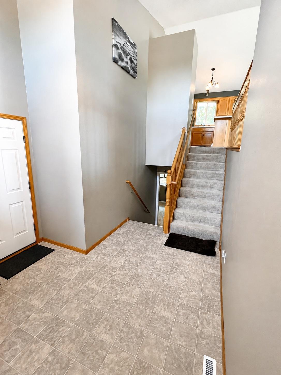 206 Rookery Drive Property Photo 6