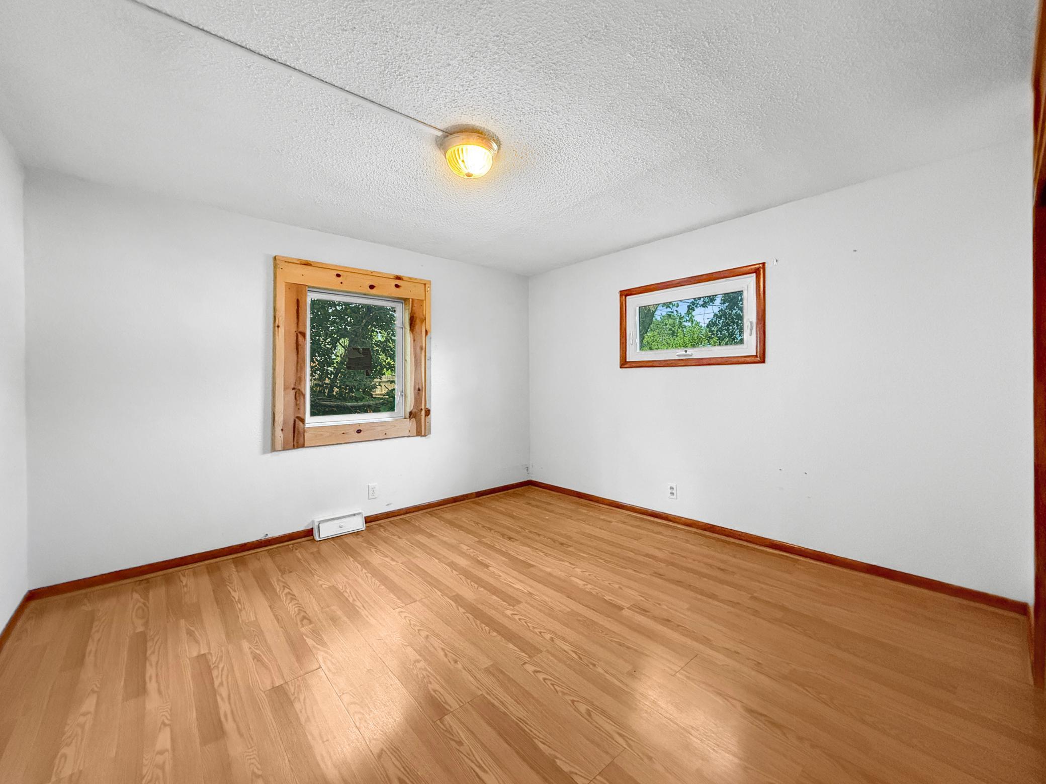 604 Lincoln Avenue Se Property Photo 6