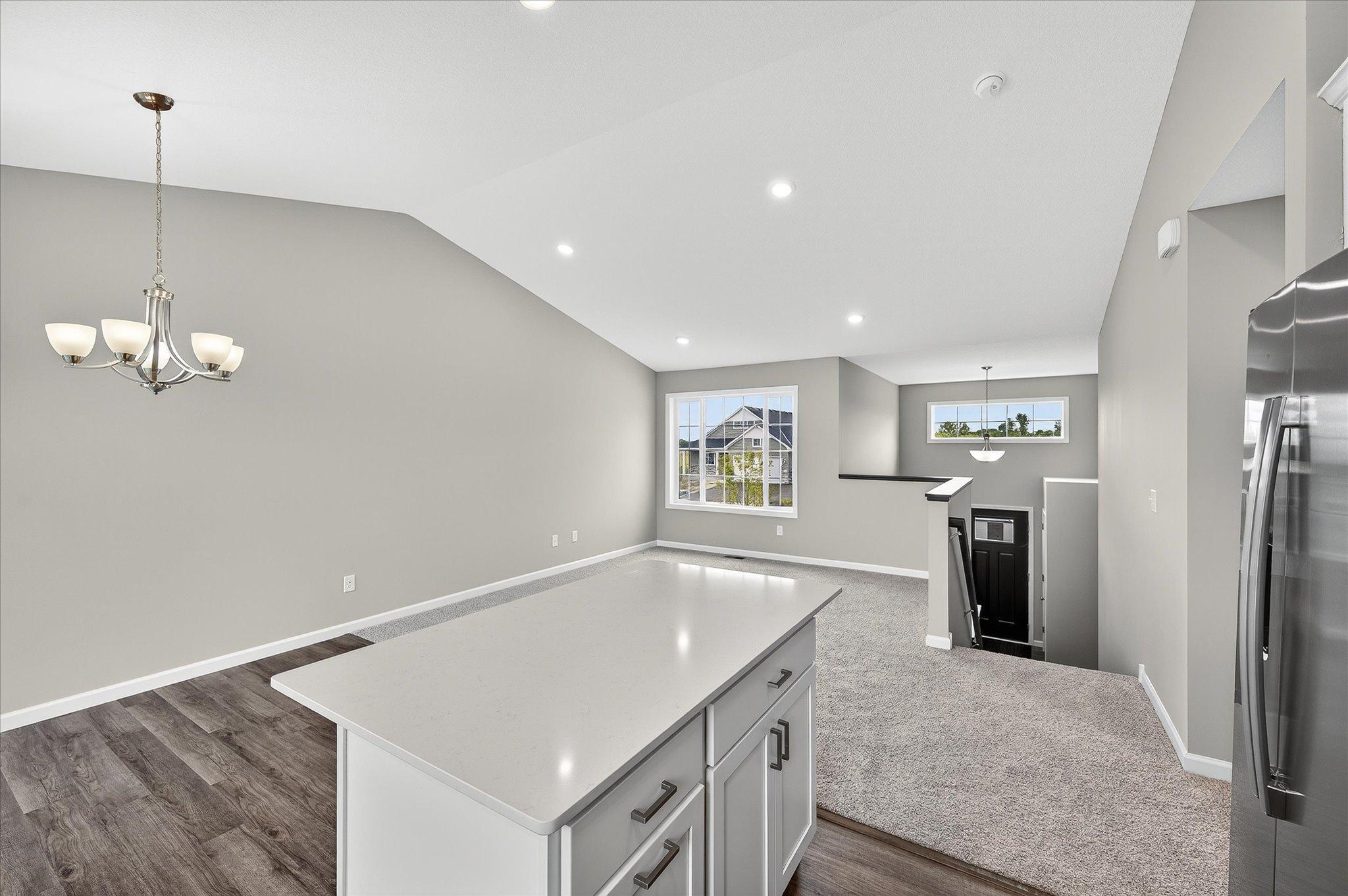1752 Squirrel Way Property Photo 15