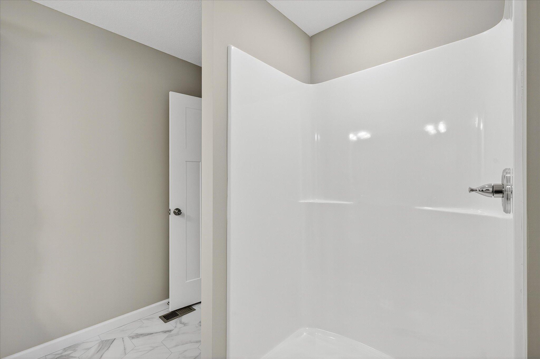1752 Squirrel Way Property Photo 21