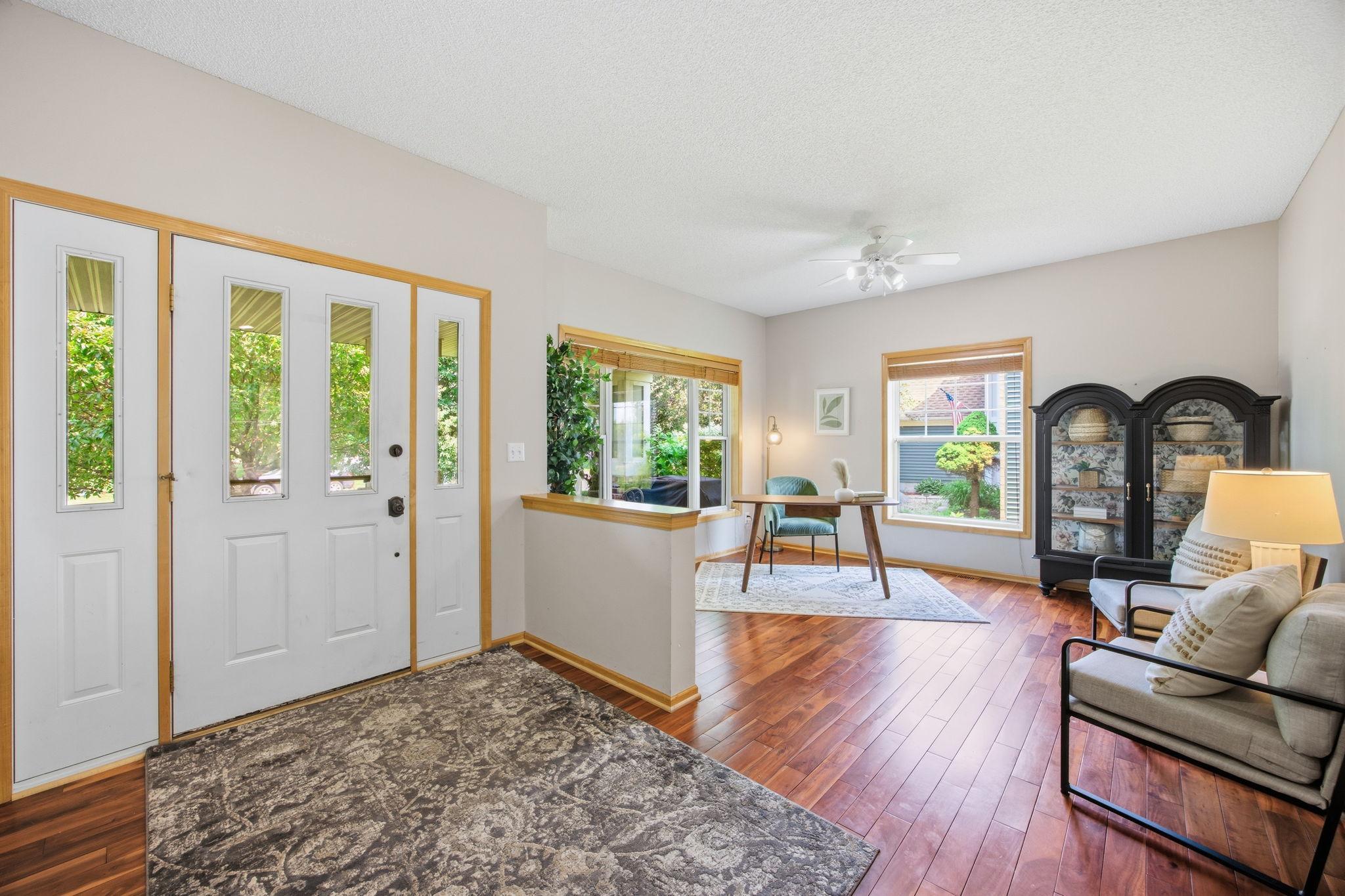 12901 44th Place Ne Property Photo 4