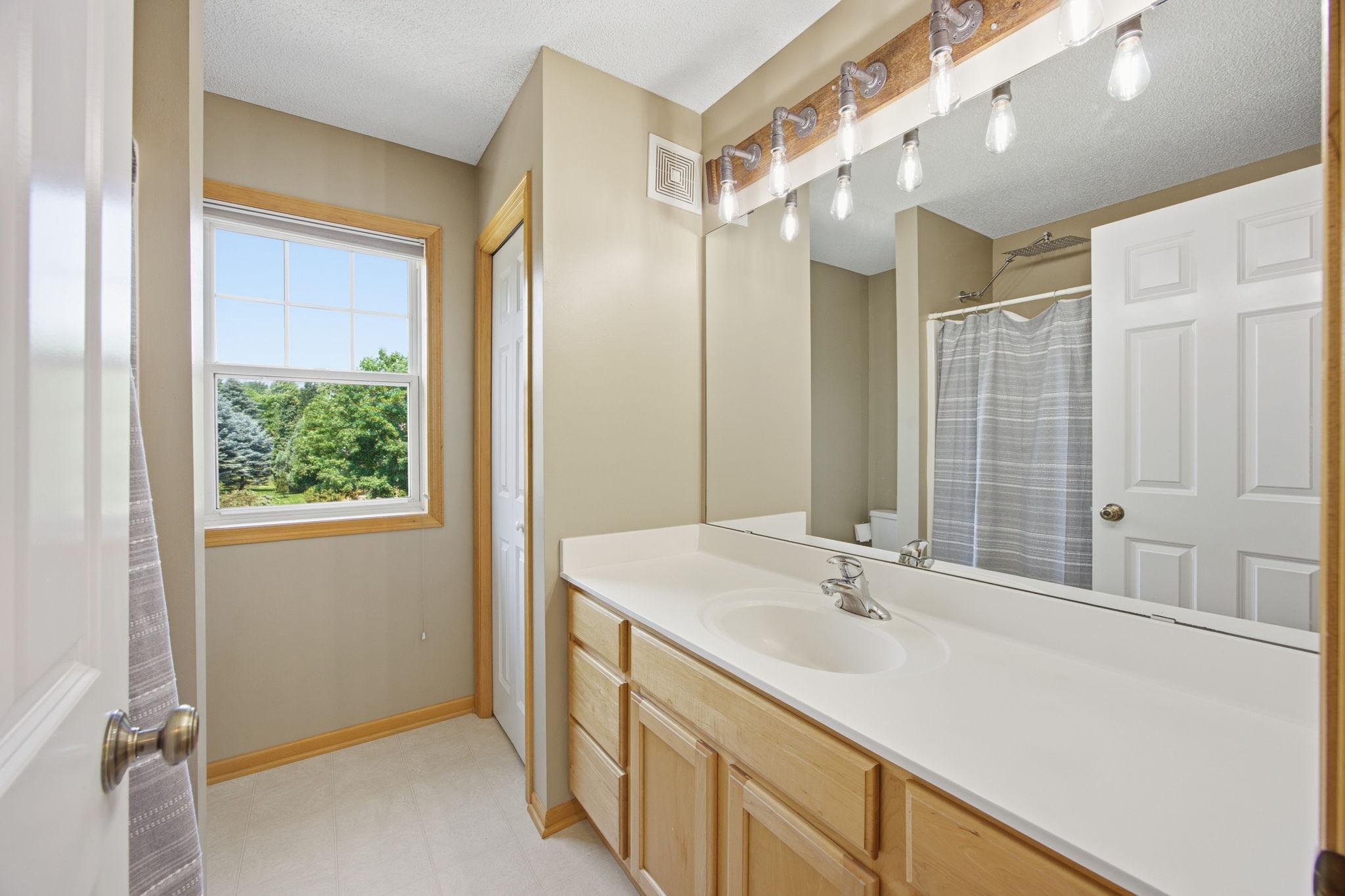 12901 44th Place Ne Property Photo 28