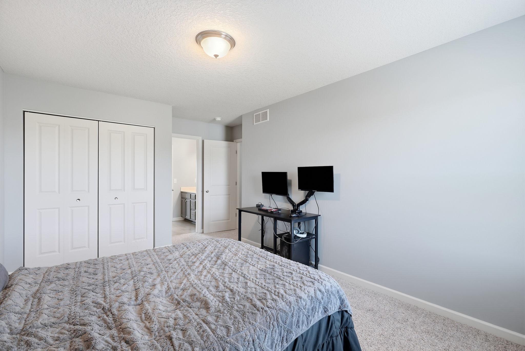 11780 Evergreen Circle N Property Photo 28