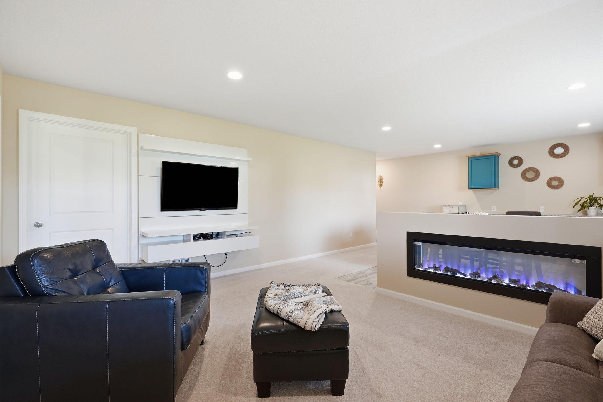 11780 Evergreen Circle N Property Photo 37