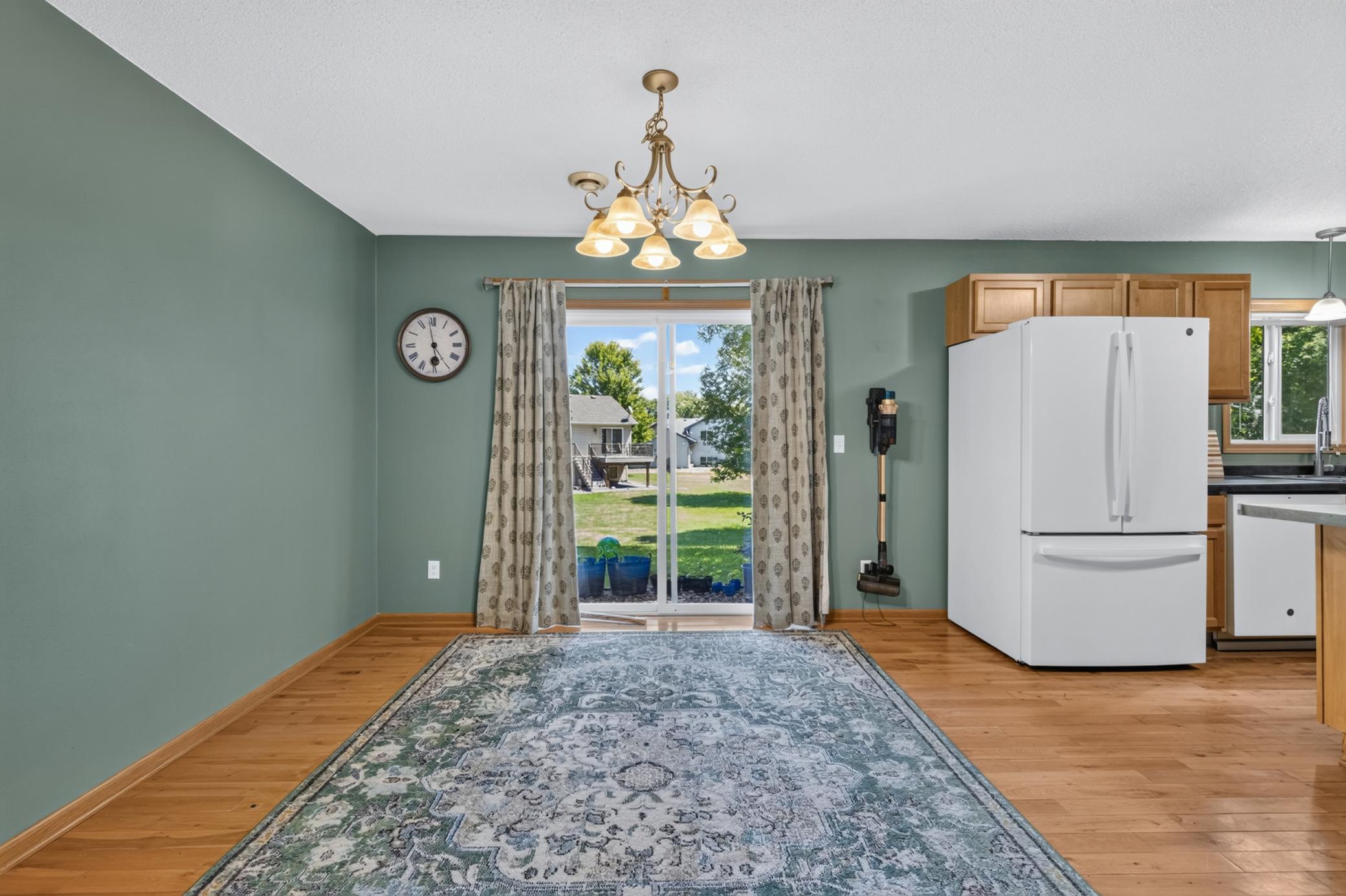 431 Cedar Place Property Photo 6