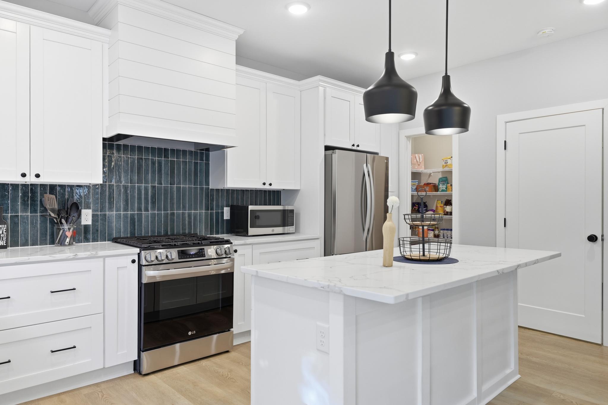 5431 Williston Road Property Photo 15