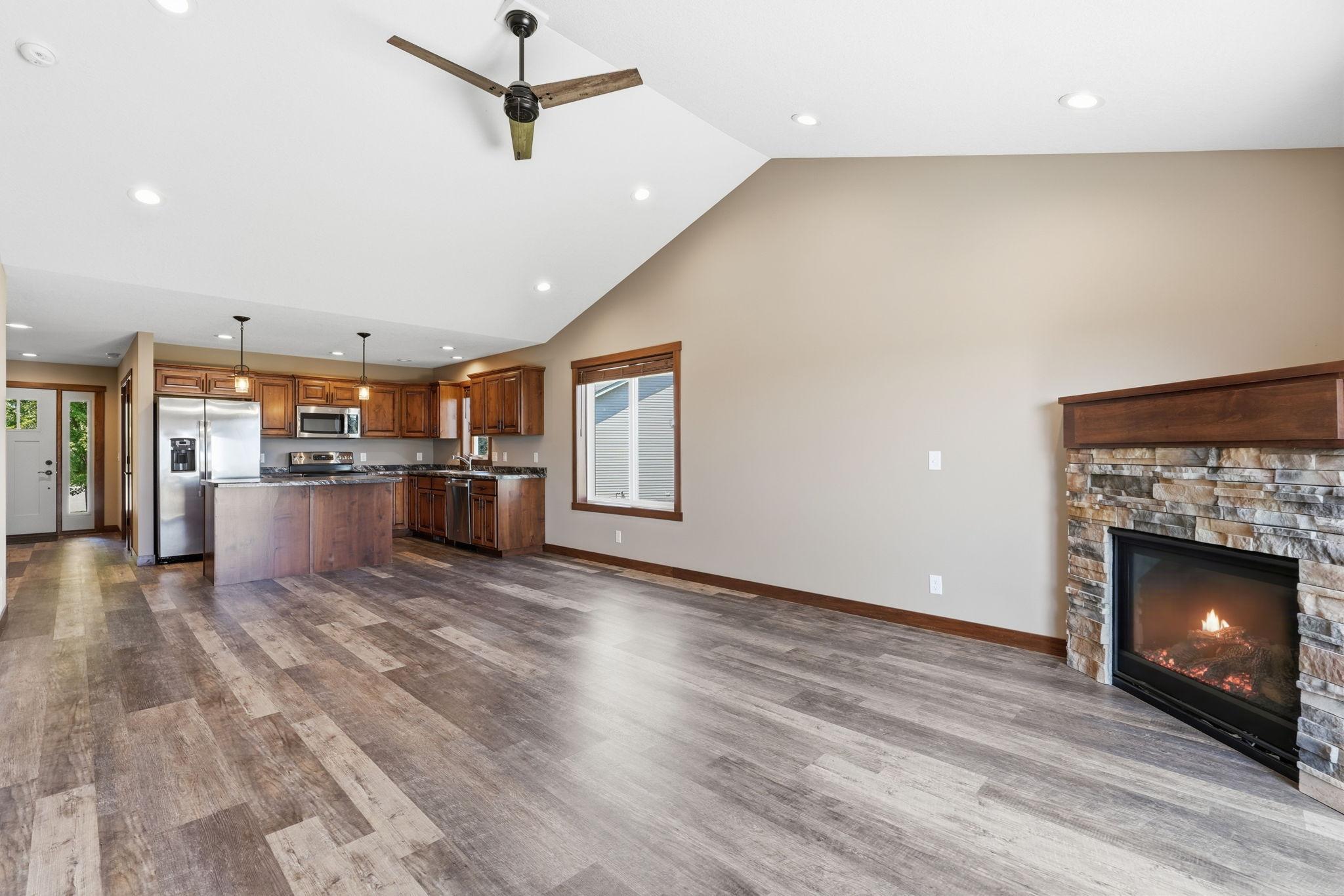 1743 Ducktail Court Property Photo 5