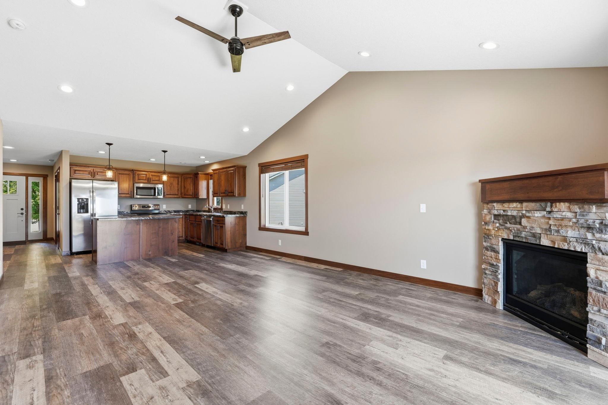 1743 Ducktail Court Property Photo 6