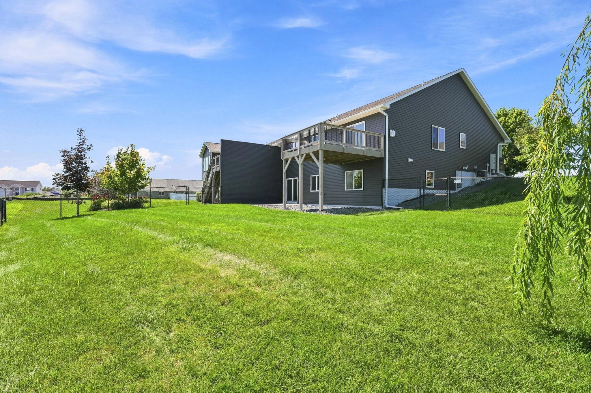 1743 Ducktail Court Property Photo 44